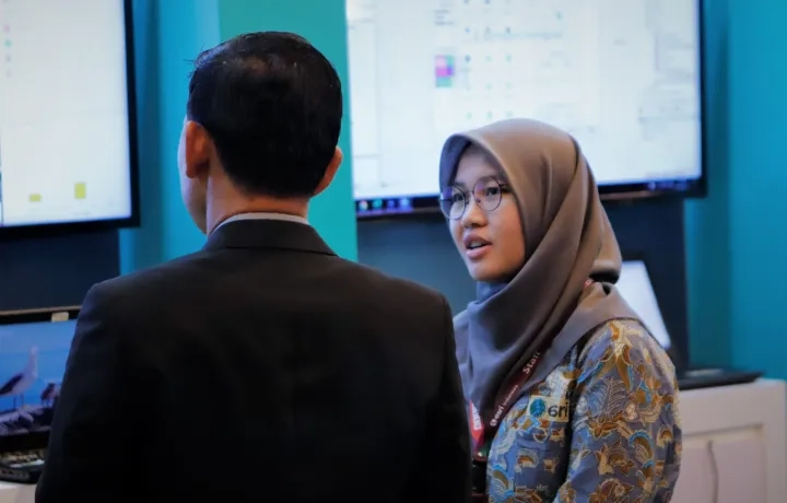 Employees talking