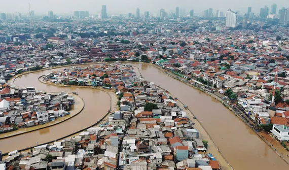 Real-time emergency response  card